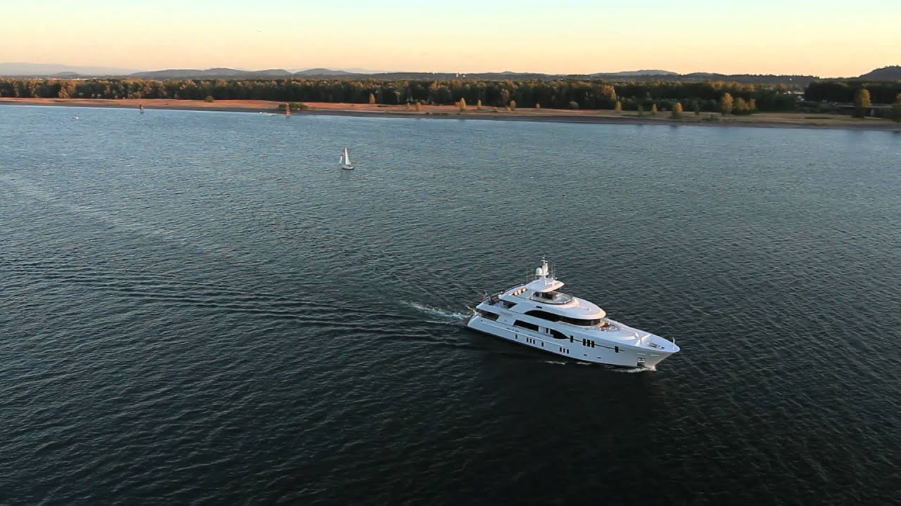 Ocean Alexander 120 cruising the Columbia River on her way to Florida