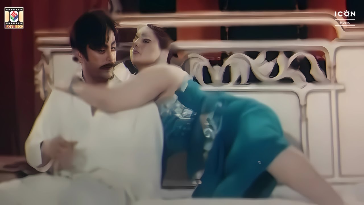 Sher-E-Punjab | Battiyan Bujhave | Shaan-Nargis HOT Romance on Bed | @LollywoodClassics
