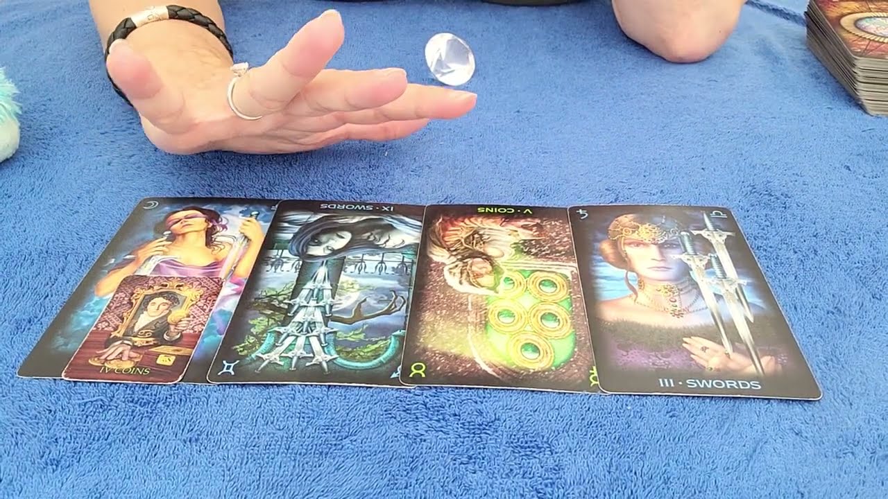 PISCES - SUCH INTENSE SOULMATE READING! UNEXPECTED THINGS... 💘😯JUNE 2022 TAROT