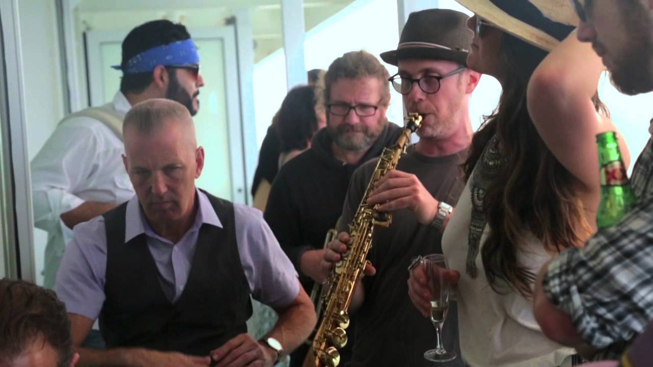 The Mavericks - Simmer Down (The Balcony Cruise Sessions)