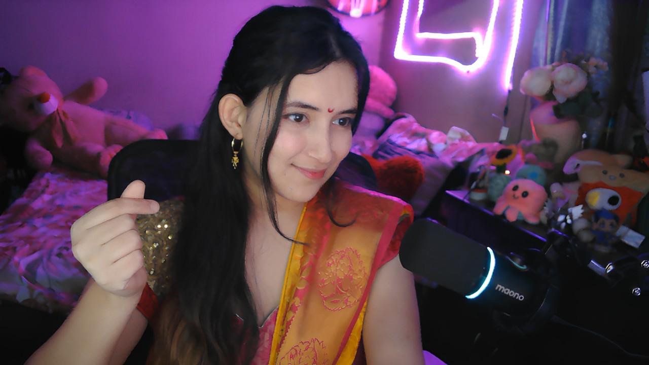 🔴Happy Hindu New Year🥰 New BUNDLE is CRAZYYY #valorantindialive #girlgamerlive