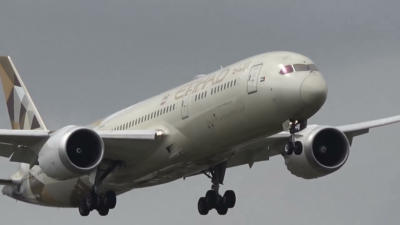 London Heathrow Spotting - Saudia & Etihad Airways - Airbus A380 & Boeing 787 & 777 - August 2025
