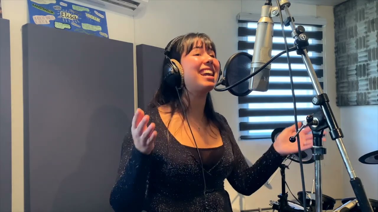 Sleigh Ride - a cover by Michelle Linders and Elisa Krijgsman