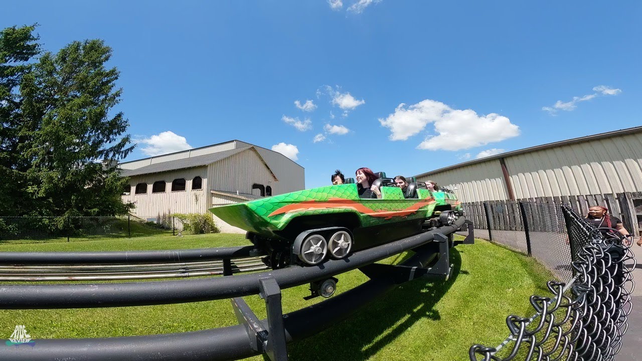 Viper - Six Flags Darien Lake - Arrow Dynamics / HUSS - Custom Looping Coaster