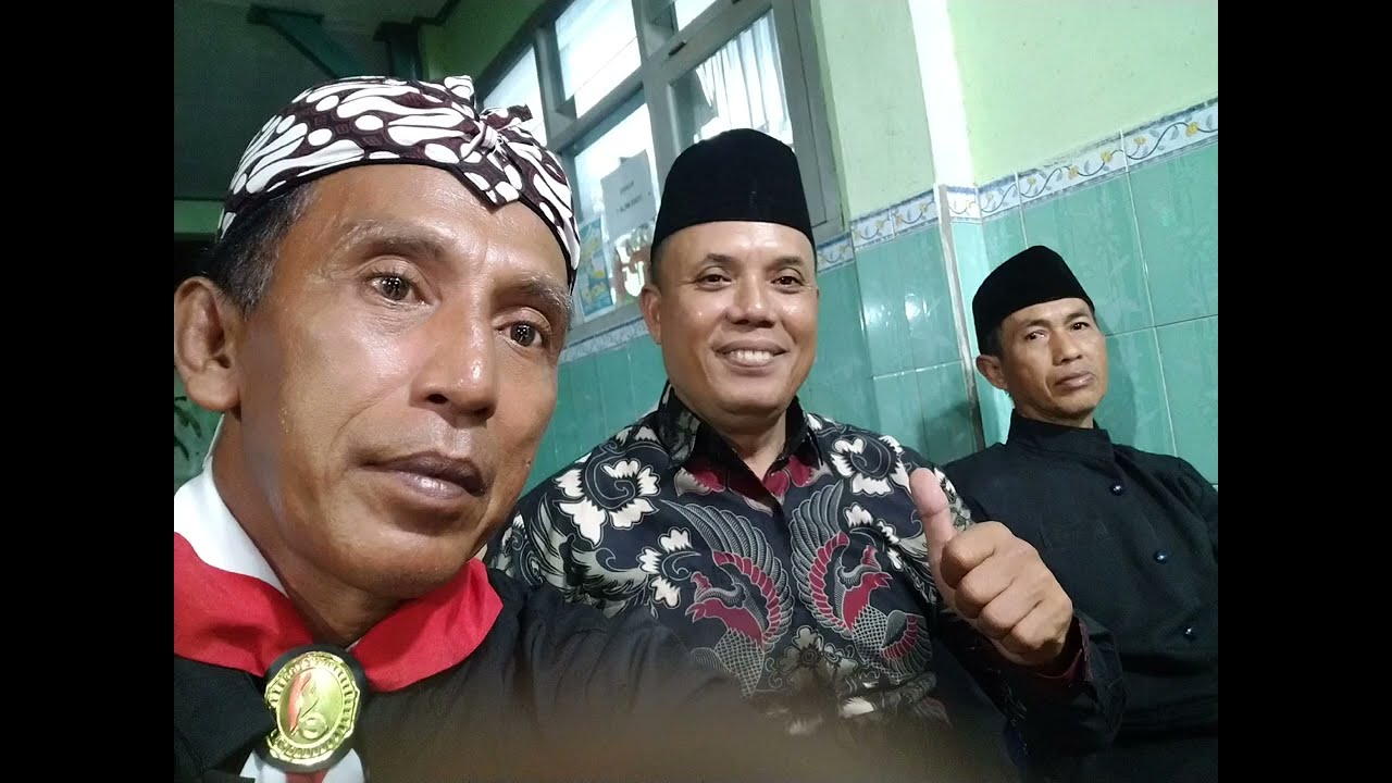 Ultramen Jegeg Estupol 105 Tahun: 