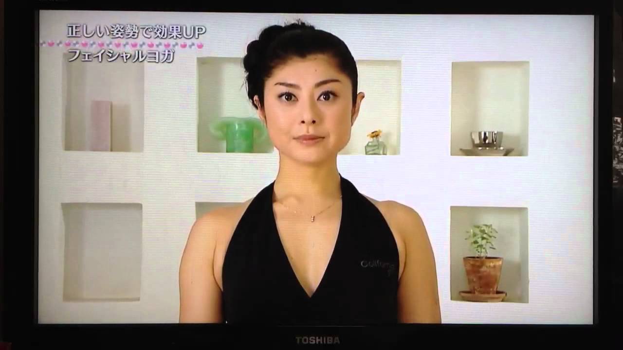 間々田 佳子 フェイシャル ヨガ きれいの魔法「たるみ・むくみ撃退！」1/2
