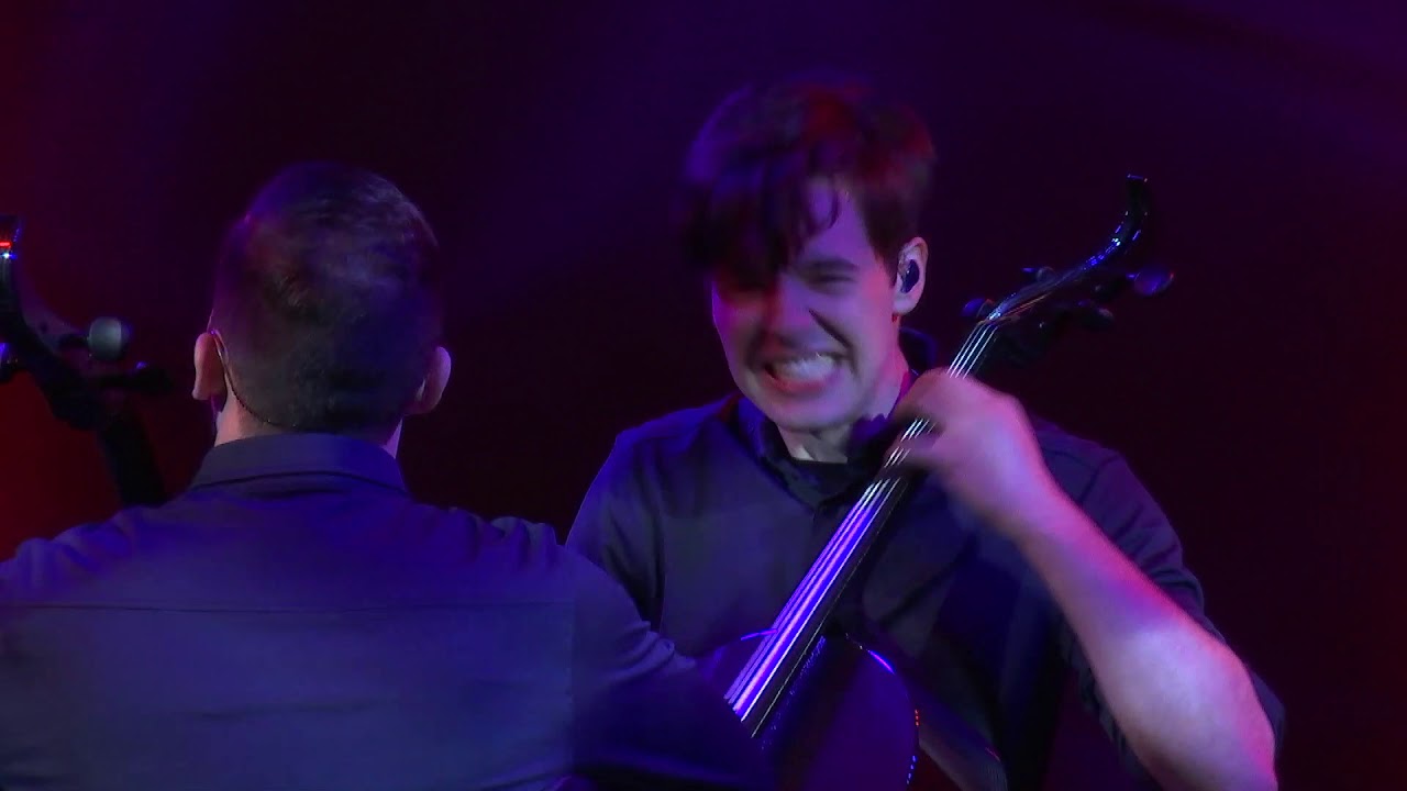 AC/DC THUNDERSTRUCK (LIVE) - ROCK CELLO COVER - Emil & Dariel
