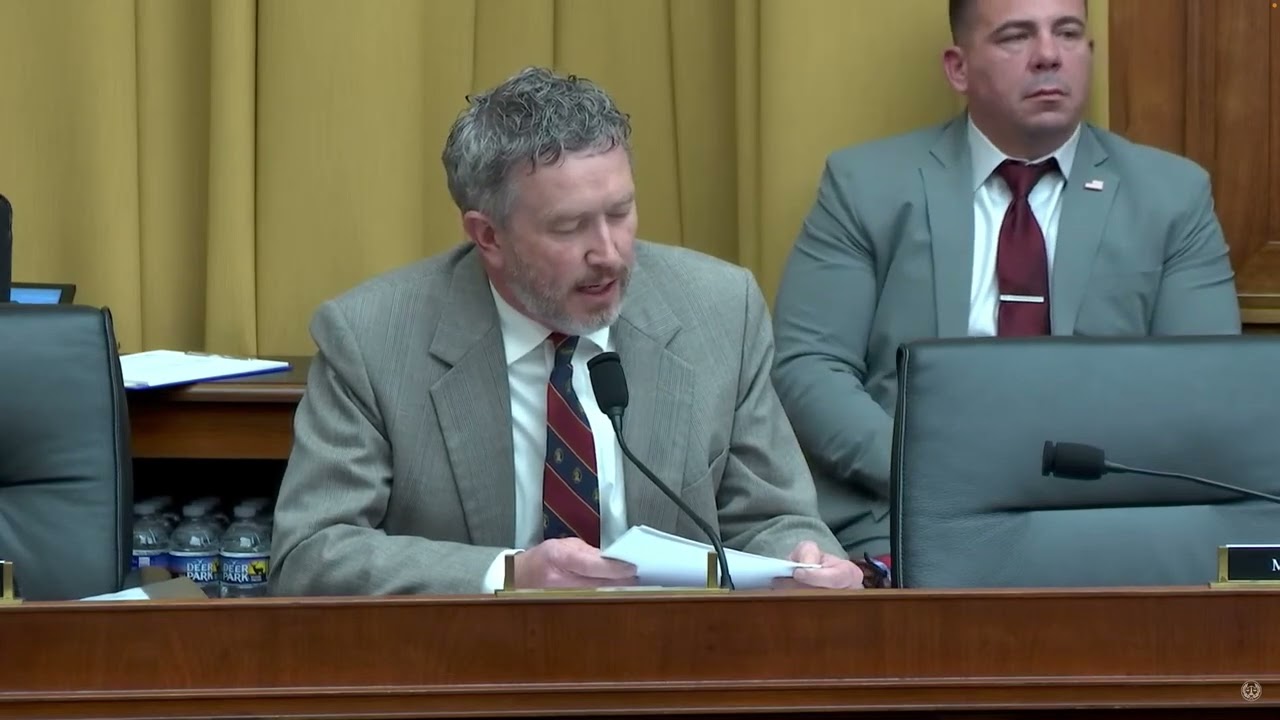 Congressman Thomas Massie Uses the Crime Prevention Research Center's Research on School Shootings