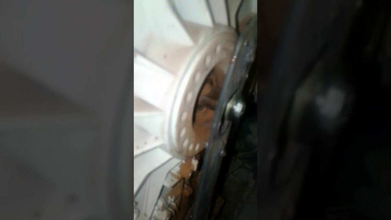 Changer roullment mmachin a laver *(arthur martin)