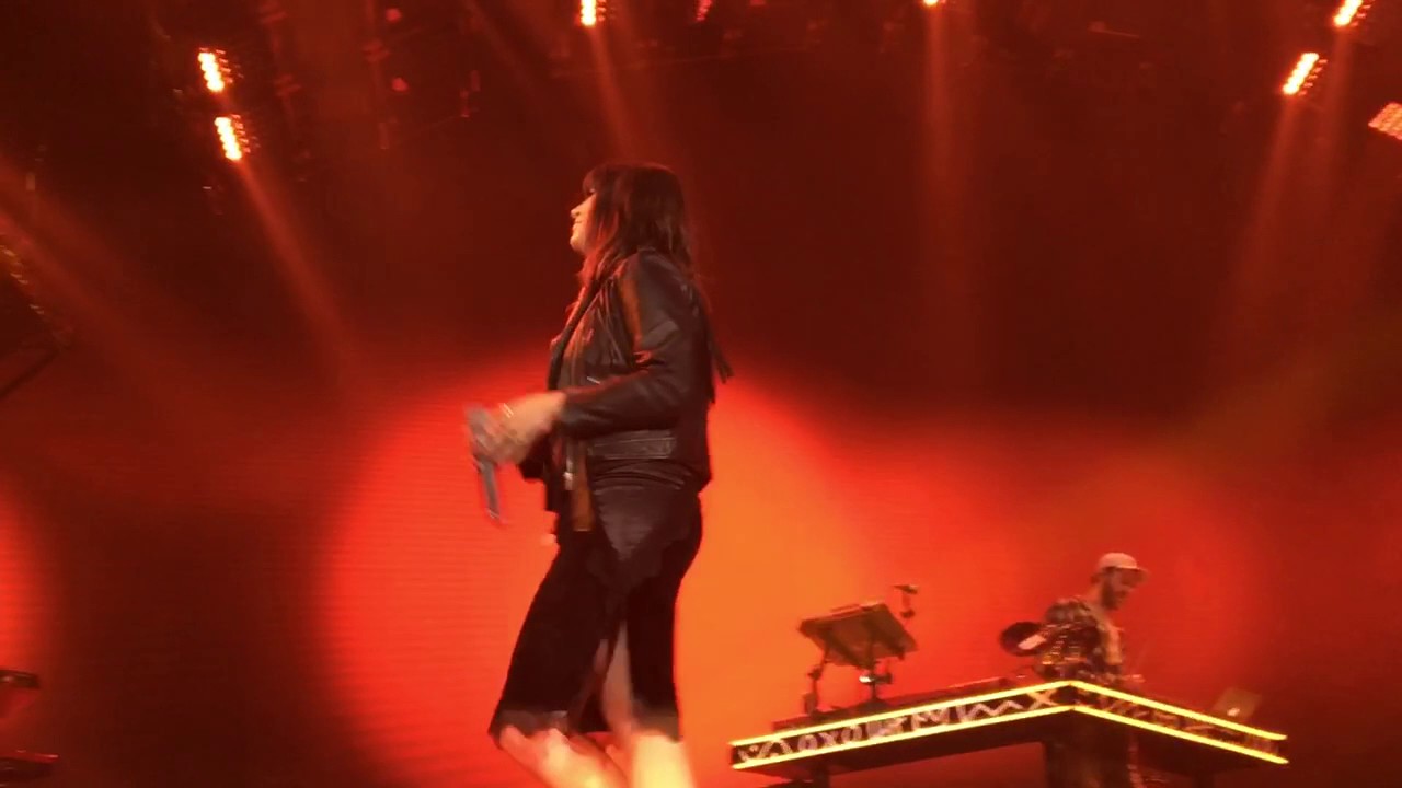 Don't say with Emily Warren