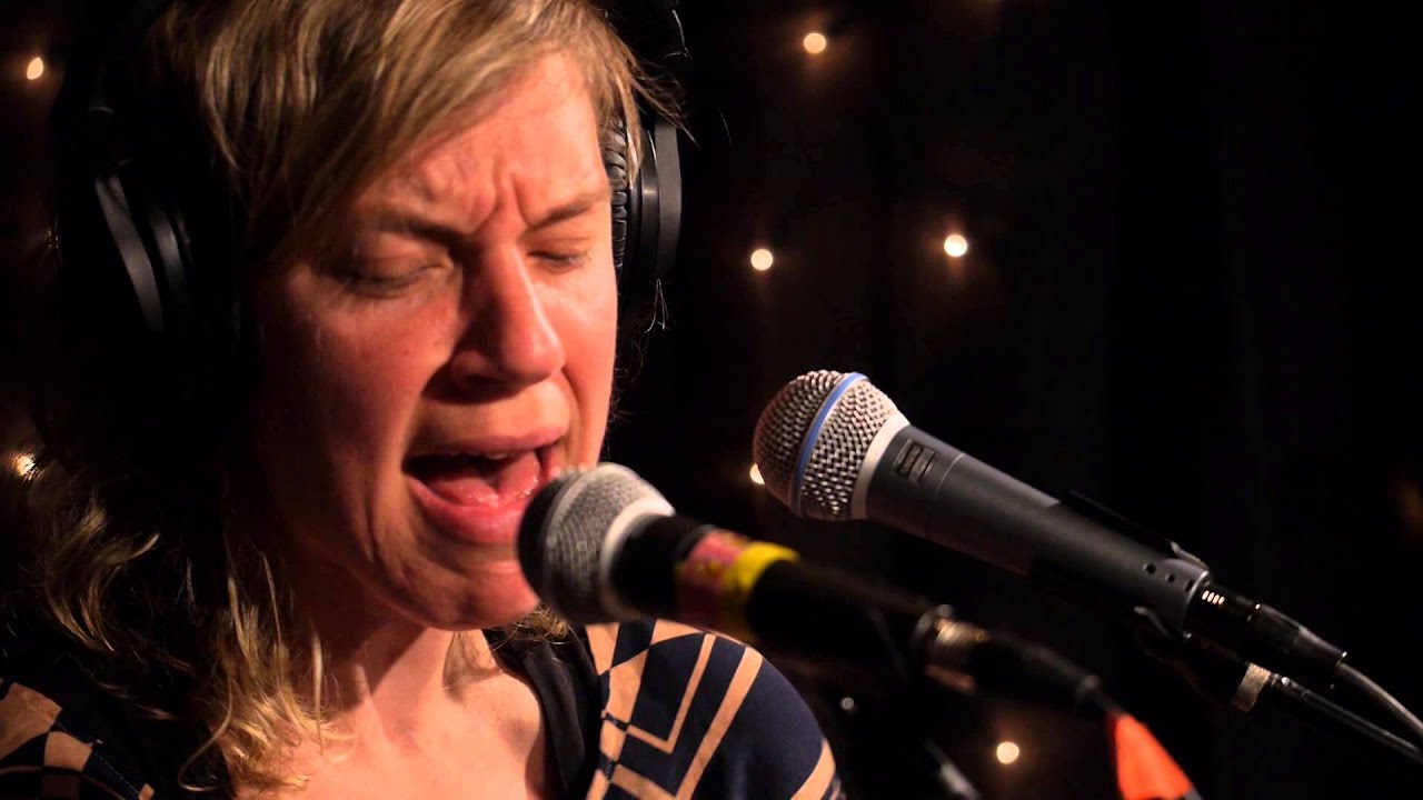 tUnE-yArDs - Hey Life (Live on KEXP)