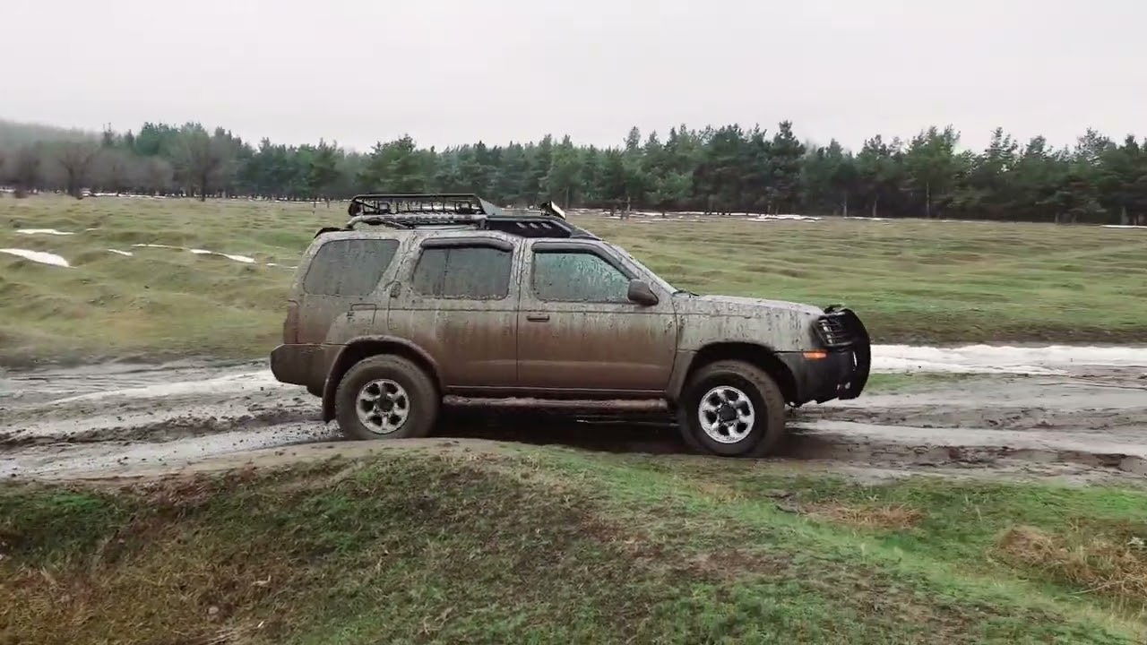 Nissan Xterra and Mitsubishi Pajero