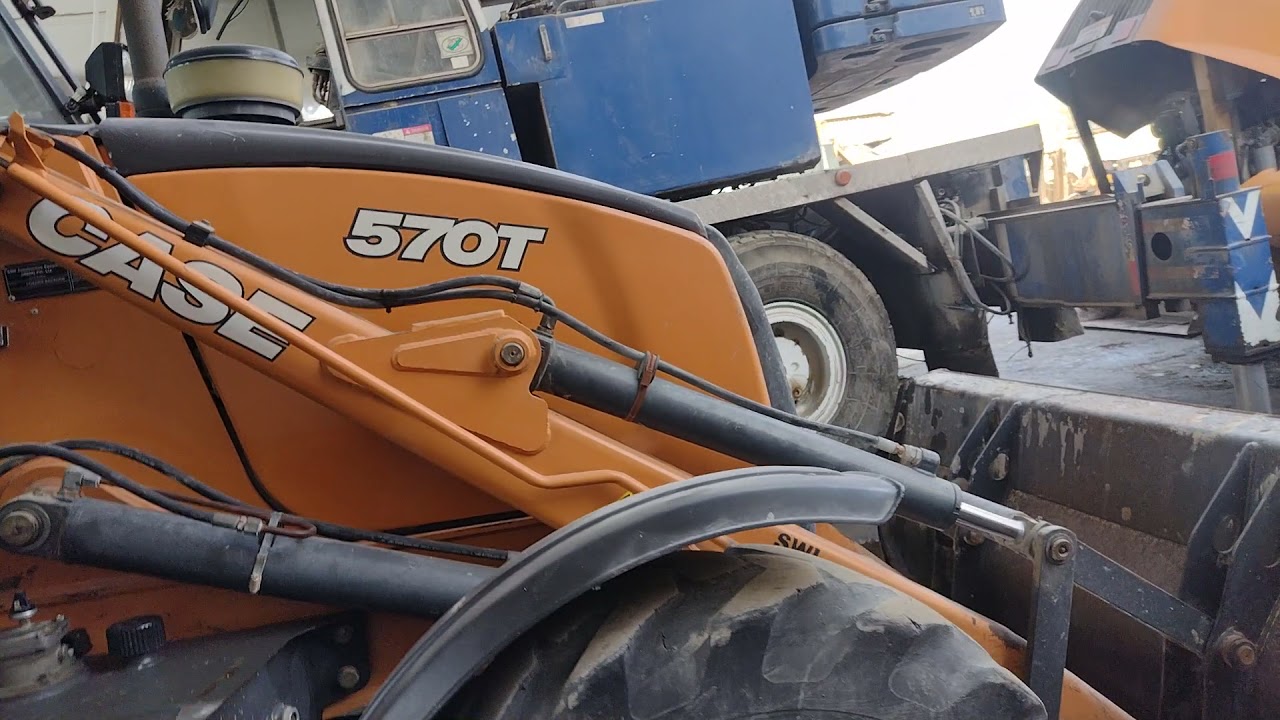 Backhoe loader CASE 570T #shorts # Engineer Section
