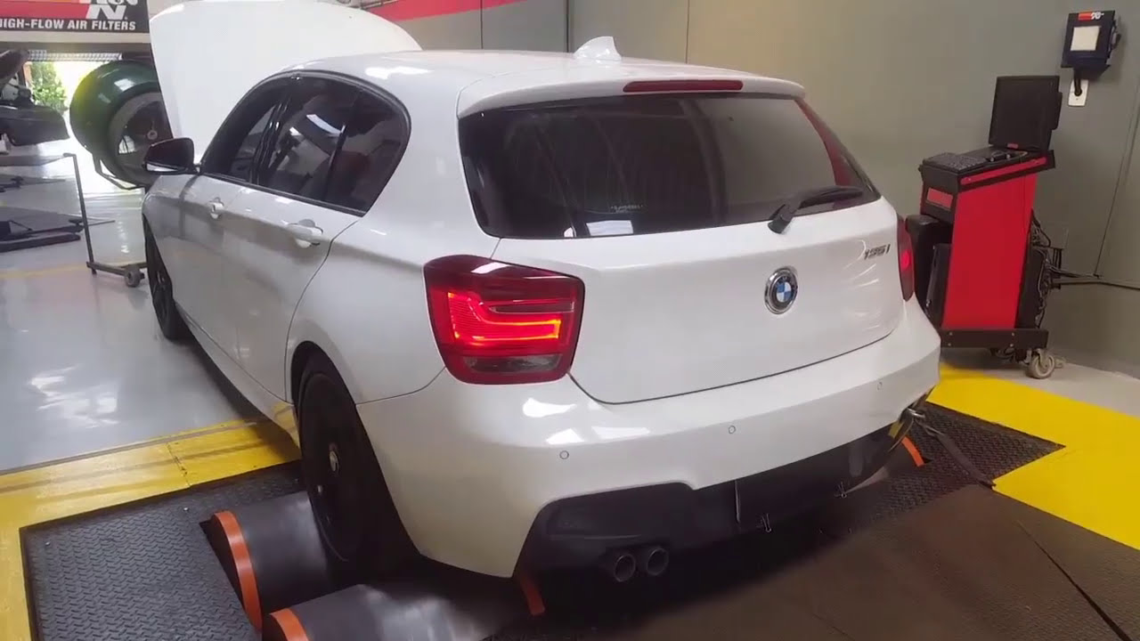 BMW TURBO - Reprograma&ccedil;&atilde;o Customizada da Central de Injecao com estouros no escape Pops&Bangs.