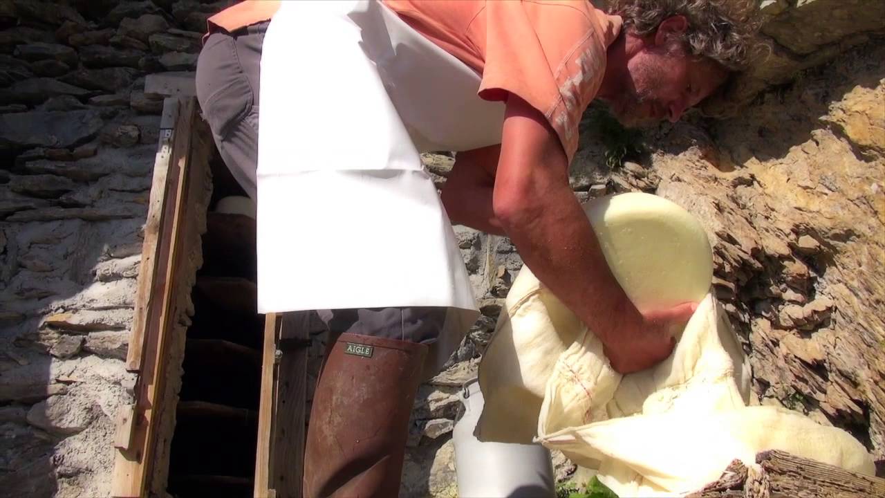 Caves fromagères Béarnaises