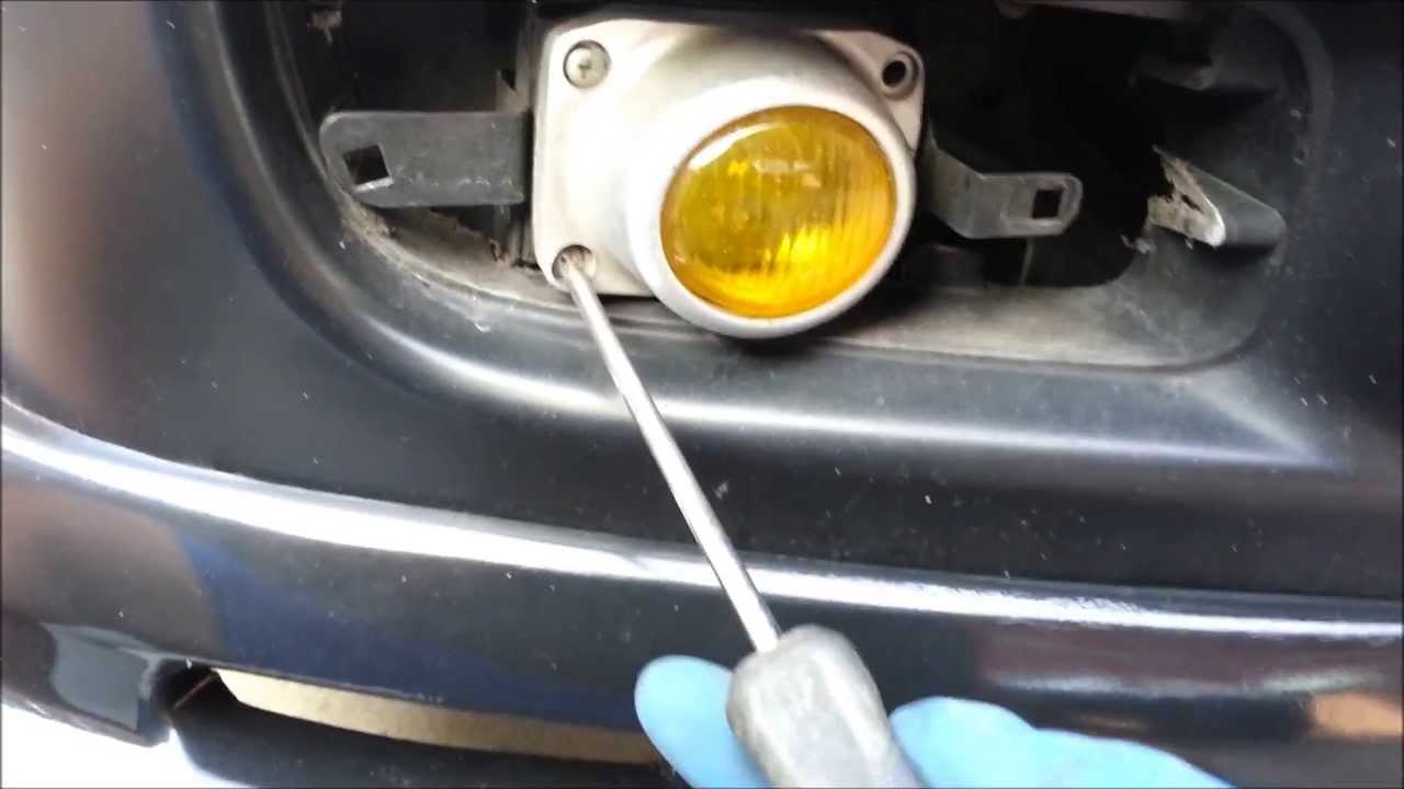 1992-1995 Honda Civic EX Fog Light Bulb Replacement