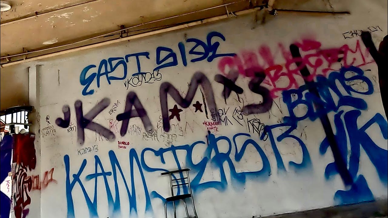 Банда «KAM 13» SUREÑO в Бойл-Хайтс. (Посещение самых опасных районов Лос-Анджелеса⚠️!)