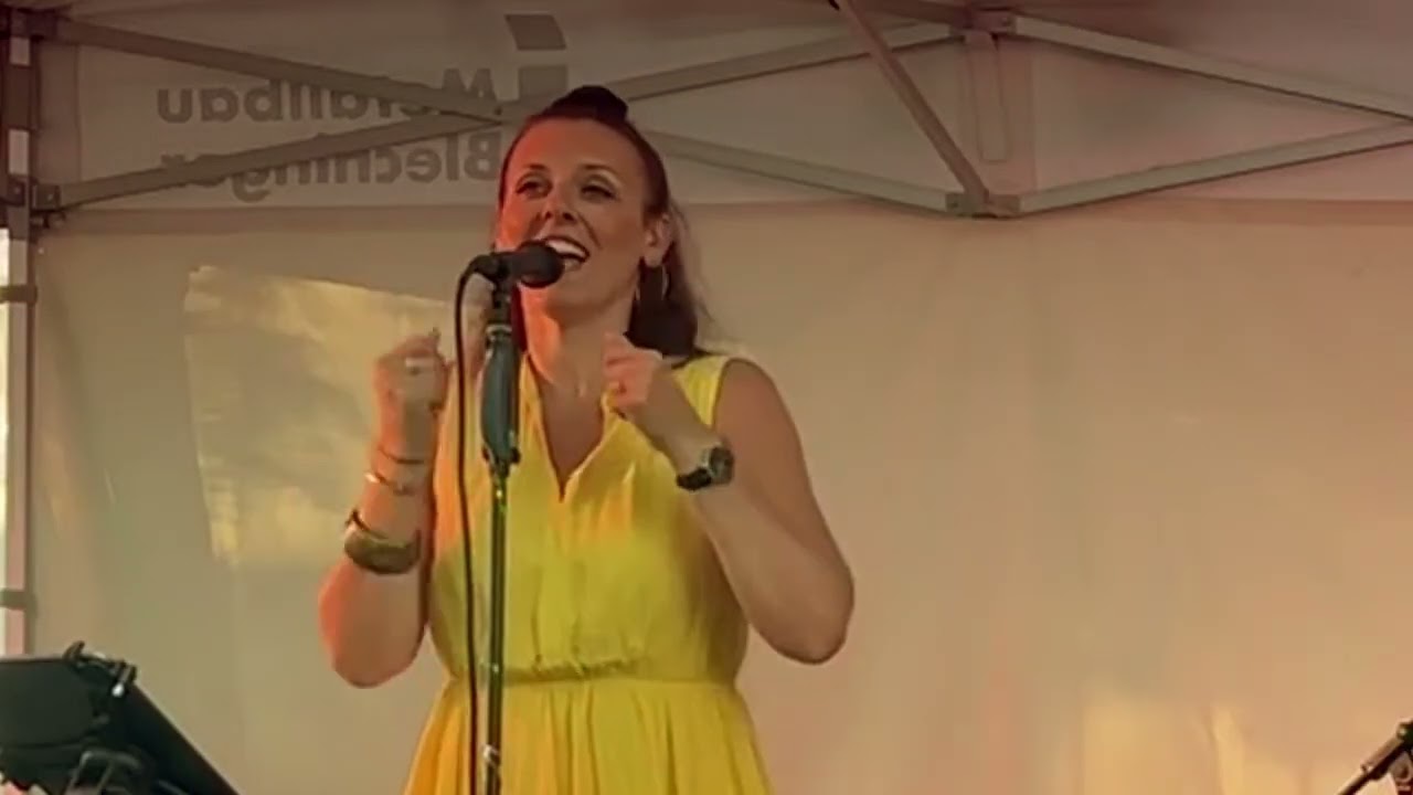 Acoustic Delight live - Rock- und Popklassiker upcycled