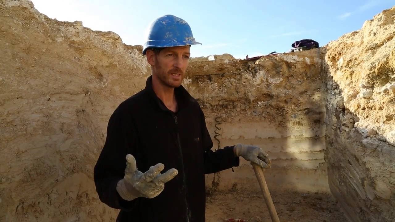Fouilles archéologiques - Département de l'Aisne - Parking de la Caverne du Dragon - 2015