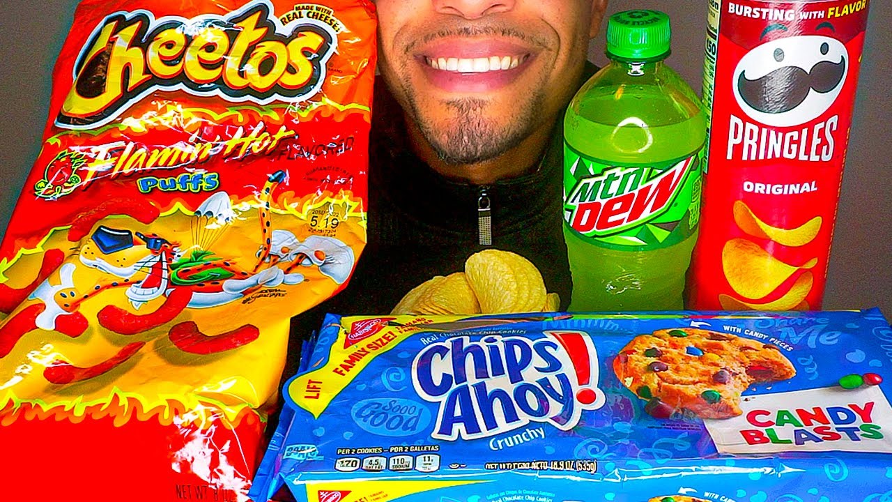 ASMR EATING JUNK FOOD MUKBANG JERRY *INTENSE CRUNCHY FOOD SOUNDS* TALKING