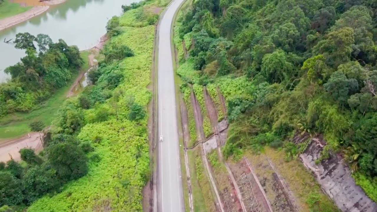 Mavic Mini : Jalan Tasik Kenyir
