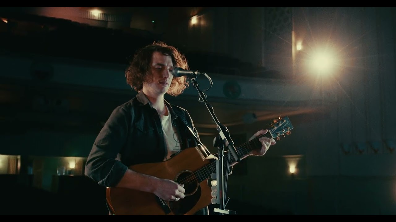 Dan Owen - Waiting on a Light (Live From The Forum)