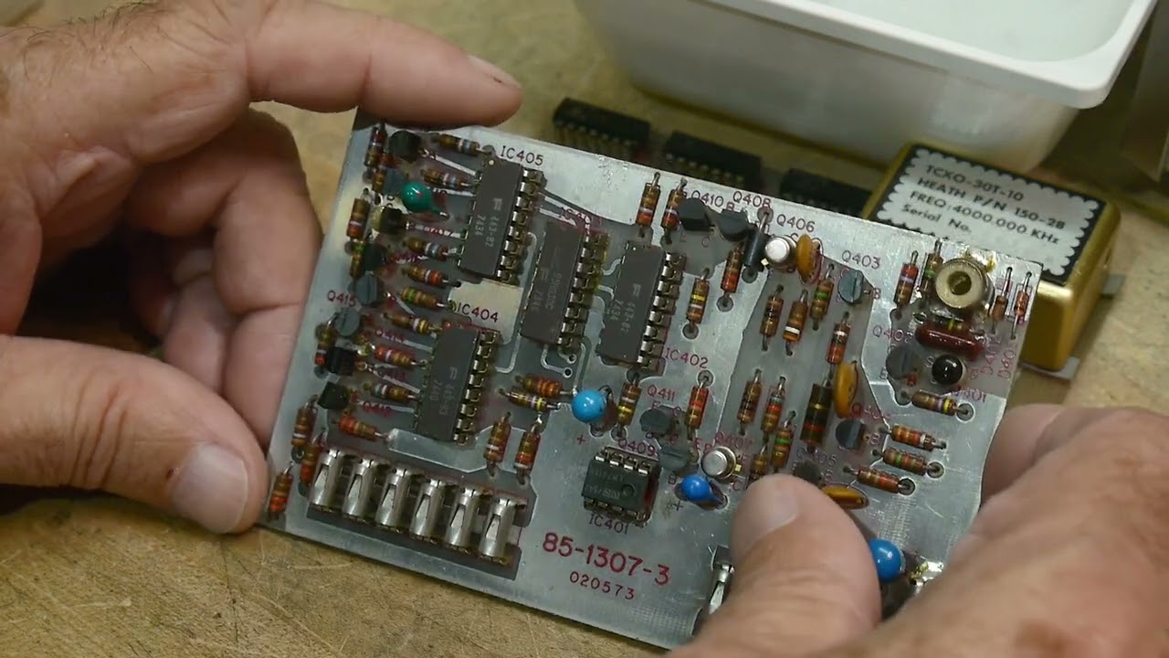 #1306 Heathkit Frequency Counter IB-1102 (part 3 of 4)