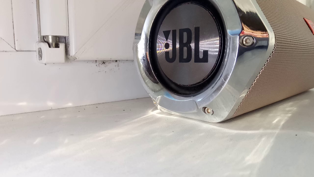 jbl charge 5 copy bass test