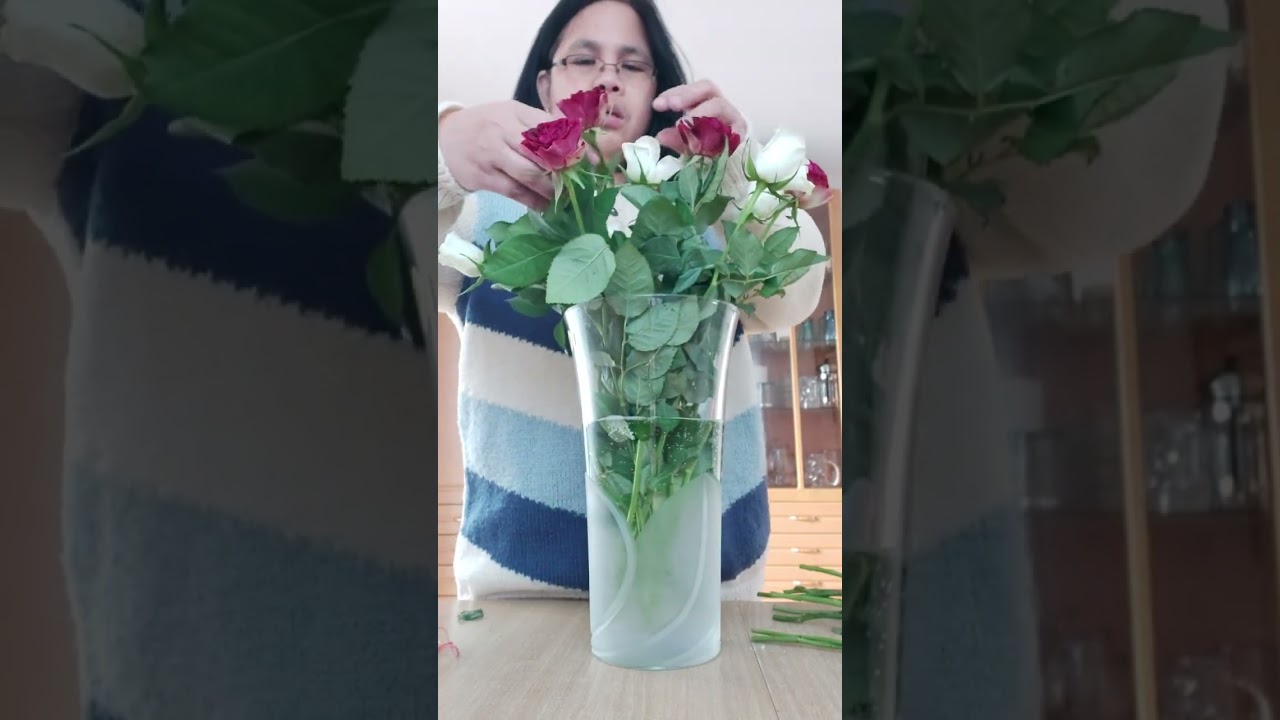 Rose Flower Arrangement Month Of January 2026