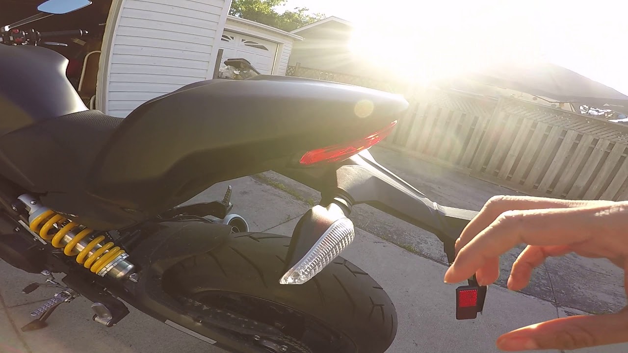 DUCATI MONSTER 797 PLUS 2018 BLACK STEALTH FIRST LOOK 🇨🇦