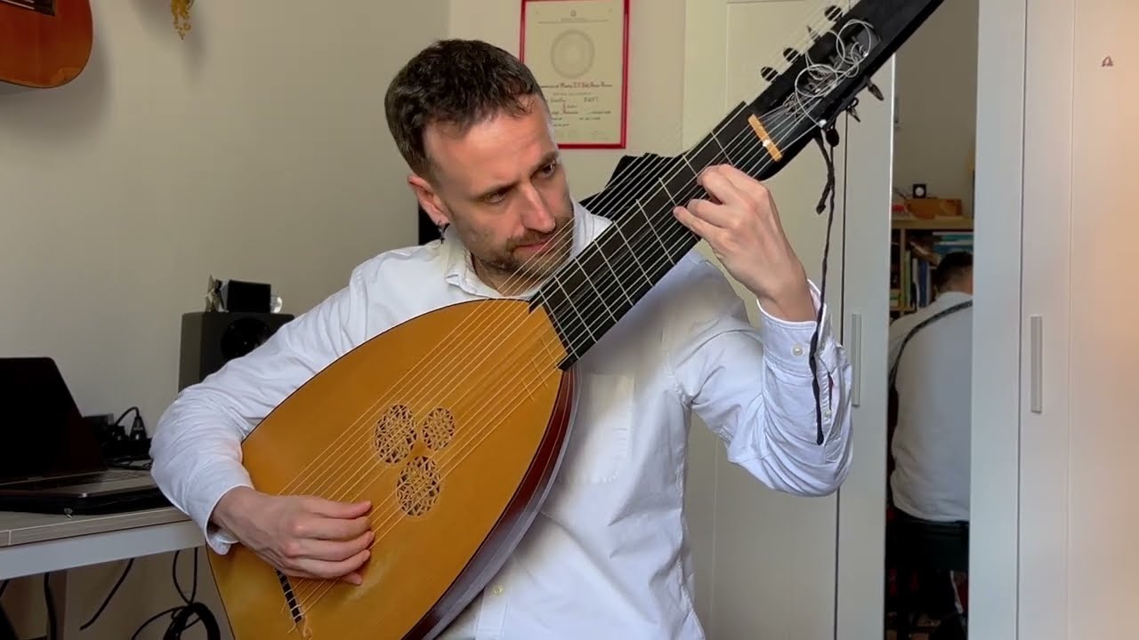 Toccata arpeggiata by Kapsperger #lute #theorbo #earlymusic #baroque_music
