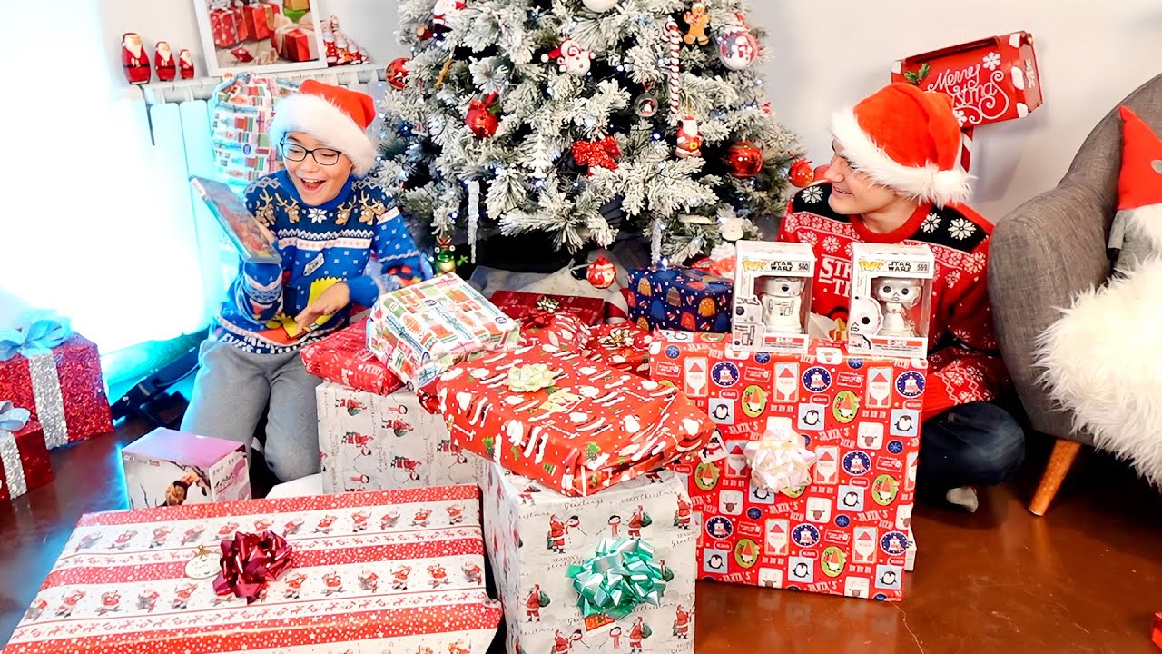 NOS CADEAUX DE NOËL 2022 ! - On ouvre nos cadeaux