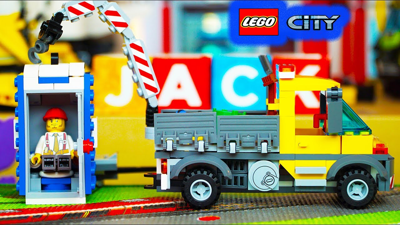 Lego City Unboxing, Building, Playing - Service Truck, Porta Potty Portable Toilet