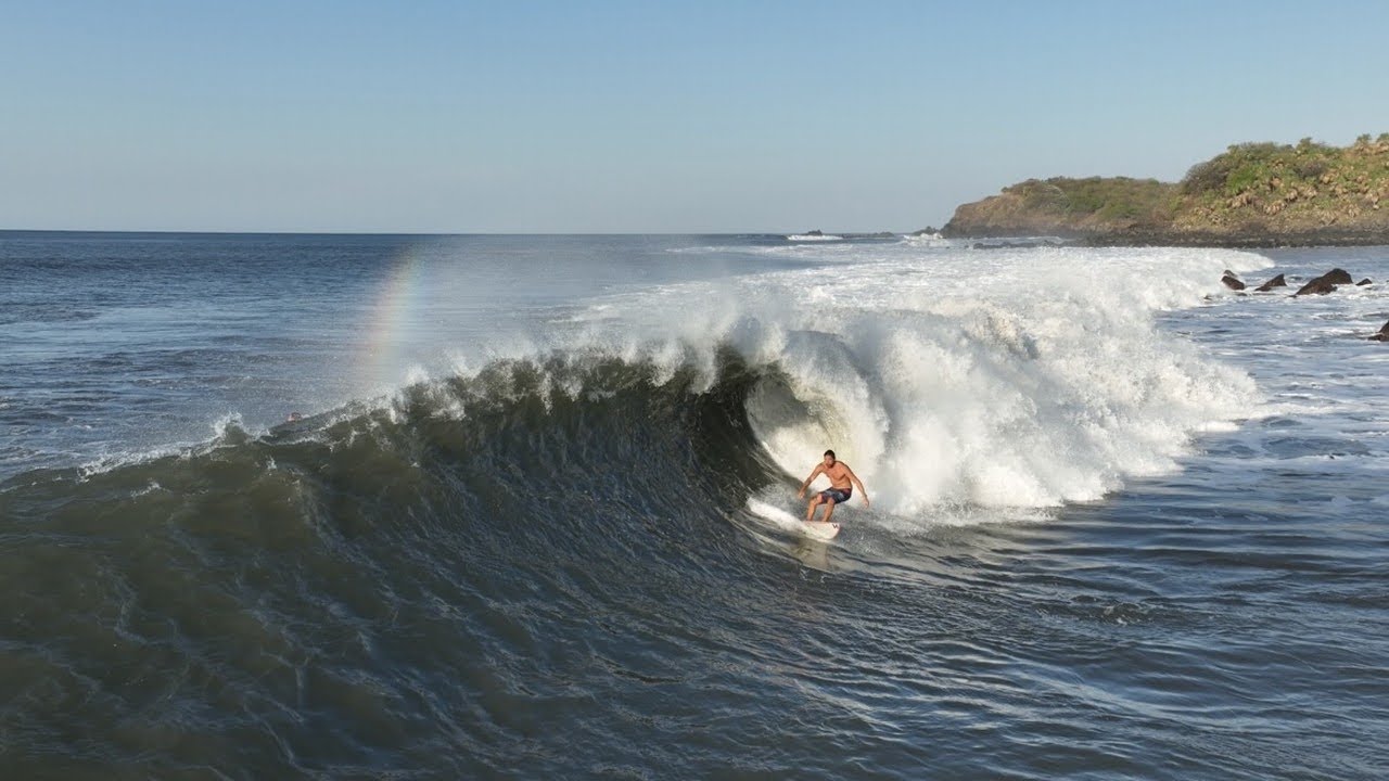 Dream Waves in El Salvador – Las Flores & Punta Mango Perfection (4K Surfing)