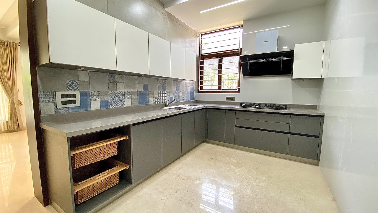 9 சென்ட்டில் 5785sqft ல் வசதியான 5BHK வீடு | Automatic Lift, Terrace Garden, Home Theatre | Epi-348