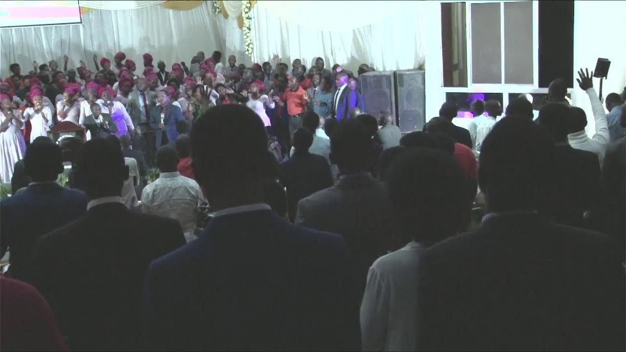 ISEZERANO CHOIR MURI CEP UR NYARUGENGE ( Concert)
