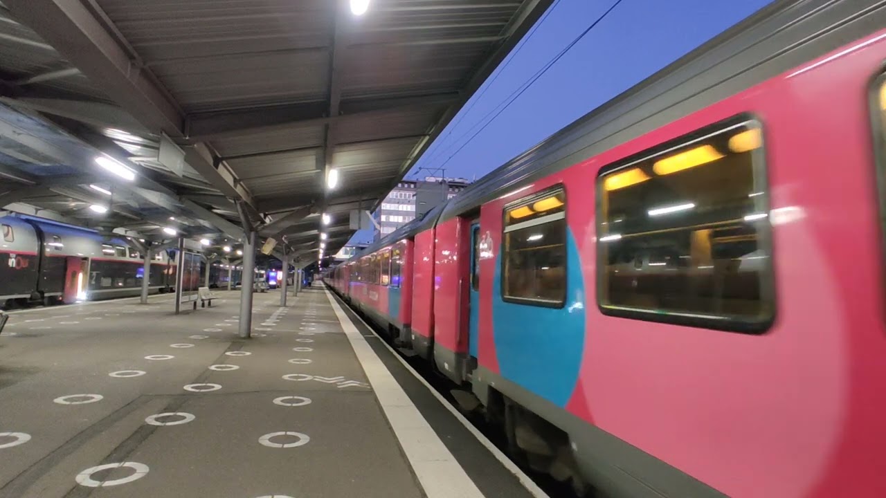 d&eacute;part du train Ouigo en gare de Nantes bb 22200 + corail.