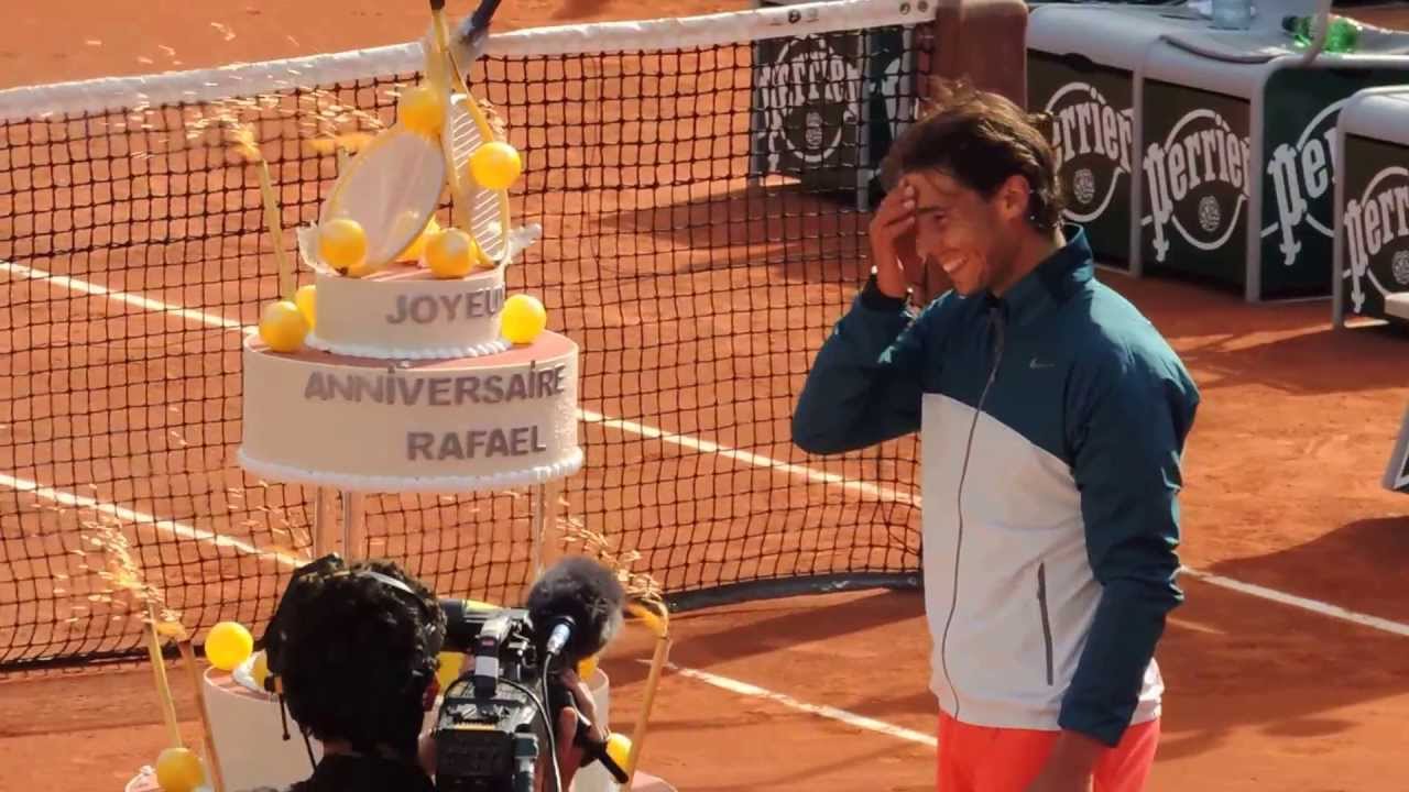 Anniversaire de Nadal sur le court Philippe Chatrier @ Roland-Garros / Nadal's birthday - 03/06/2013