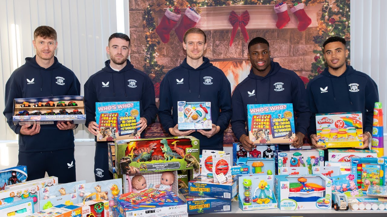 PNE Put Smiles On Faces At Christmas Hospital Visit 🎄