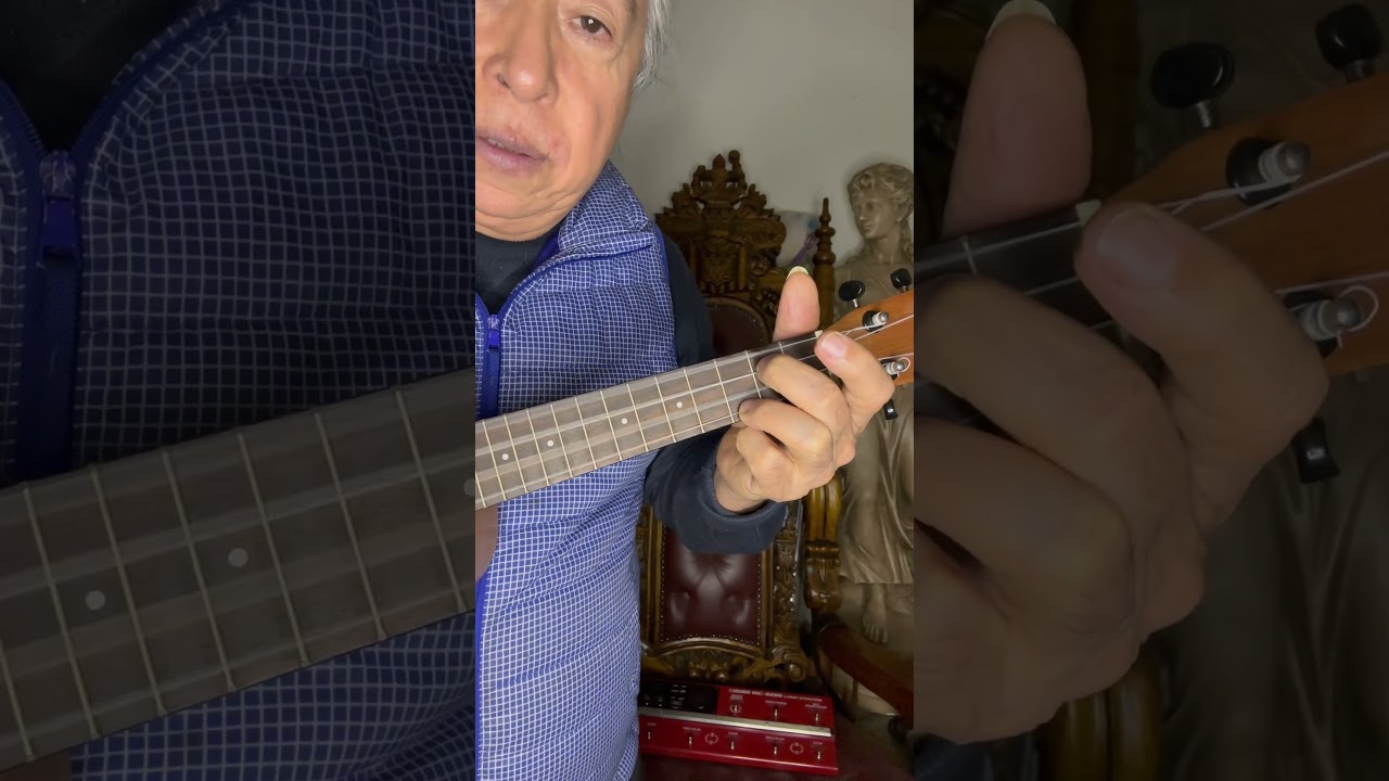 How to play Csus on the Ukulele @AngelAFargas