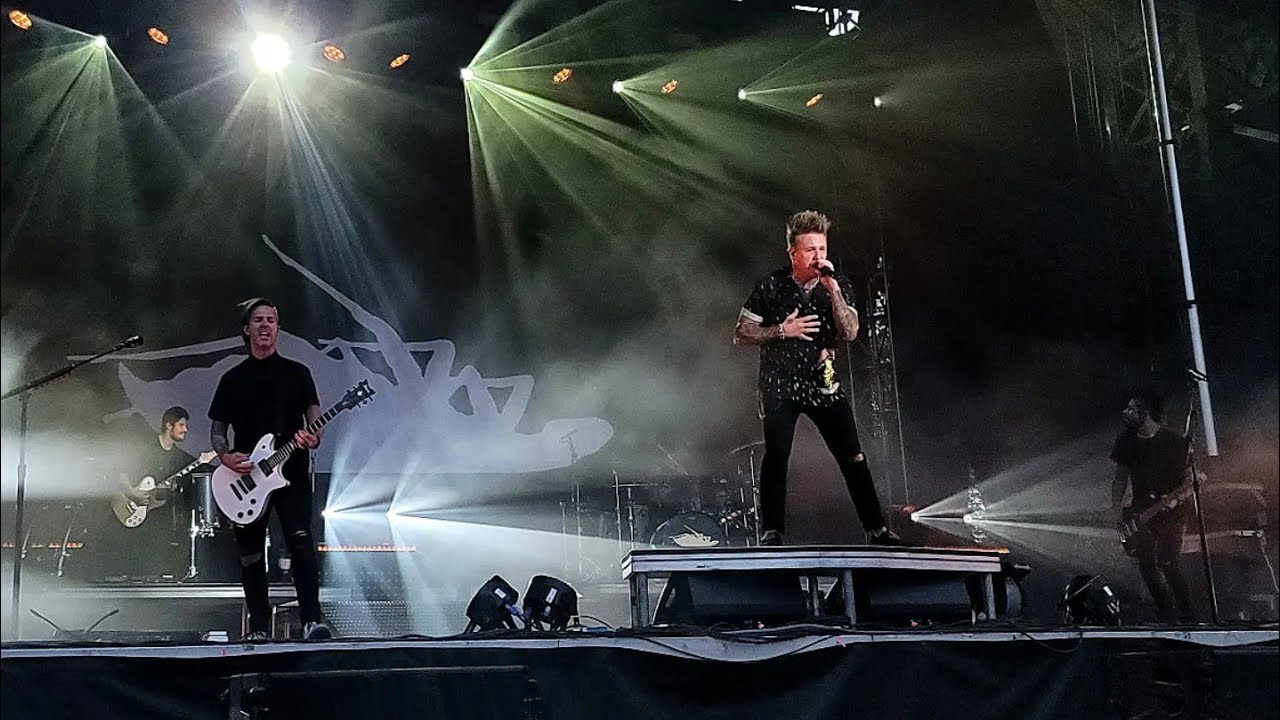Papa Roach "No Apologies" live at Inkcarceration Festival 7.15.2022