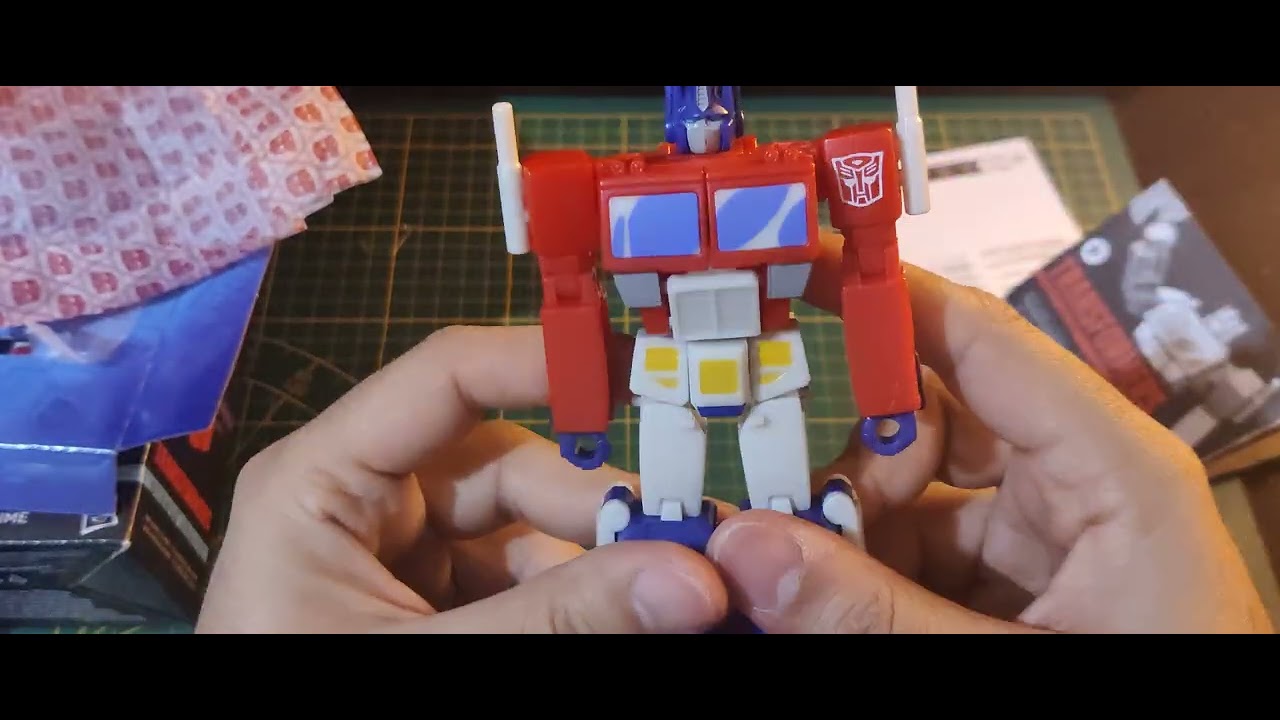 Распаковка и обзор серии Hasbro Transformers Studio Devastation Optimus Prime Deluxe