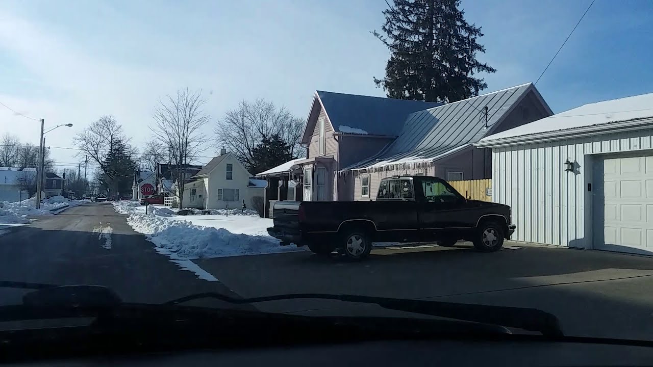 Driving through Fairmont Indiana