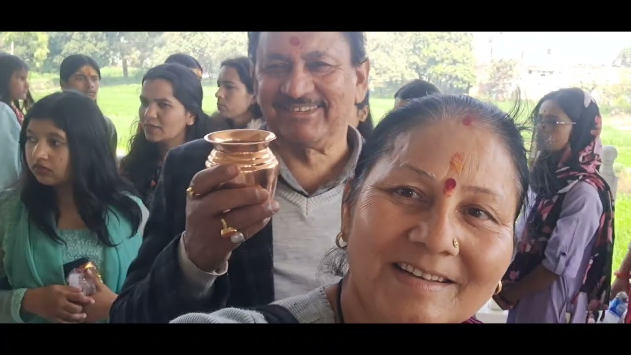 शिवरात्रि में किया भव्य मंदिर में जलाभिषेक  #bhakto की भारी भीड़  #हल्द्वानी  #beripadaw 
