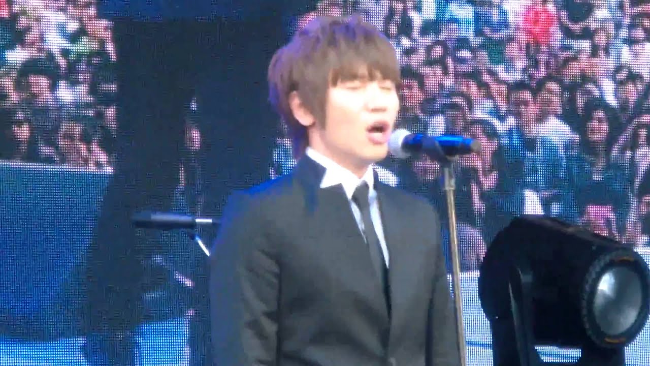 [FANCAM] 110430 k.will singing korea's national anthem