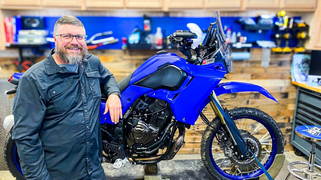 Modifying My Yamaha Adventure Bike in a Snowstorm!