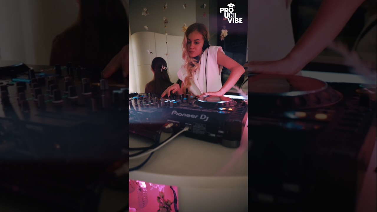Моменты с открытия салона 😍JULIA VORONTSOVA COLLAB NAIL & BEAUTY BAR