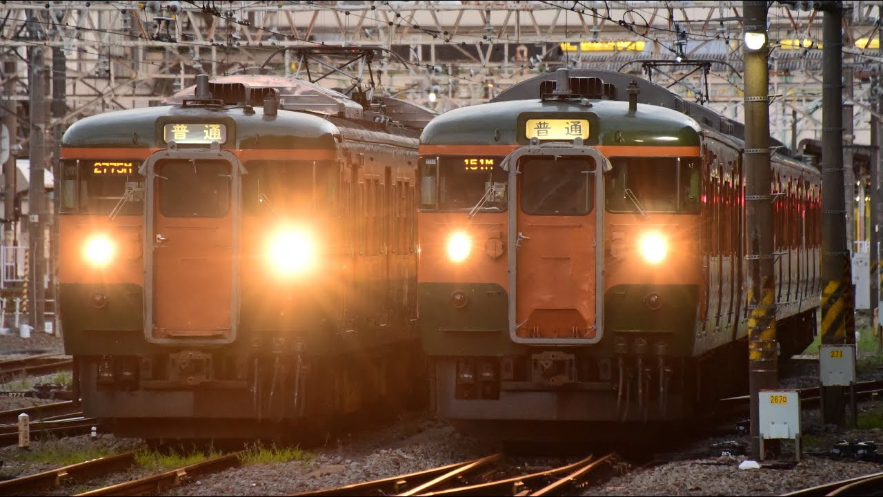115系高崎駅同時発車～並走(上越線2775M＆信越線151M)