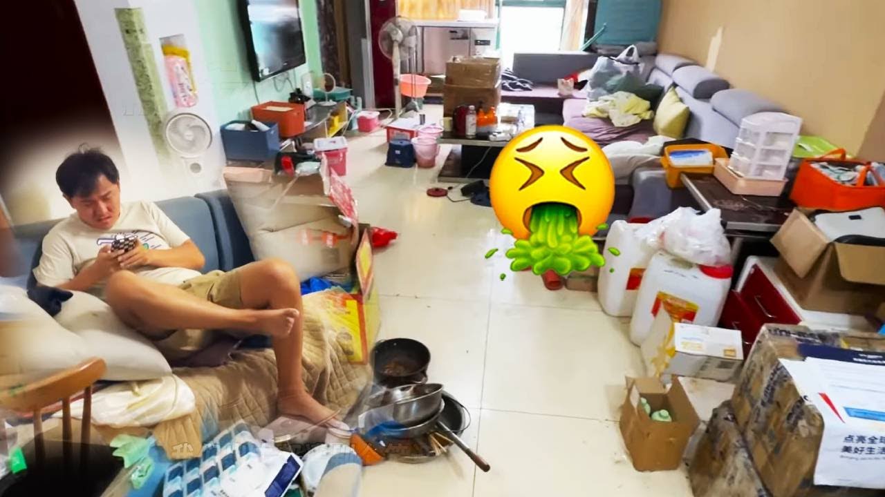 😭A Man Who Doesn't Get Married Lives In A Garbage Dump With 11 Cats!