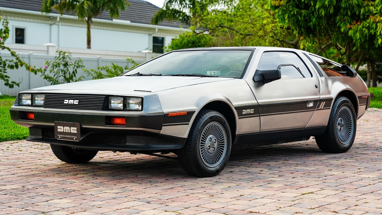 1981 DeLorean DMC-12 Walk-around Video